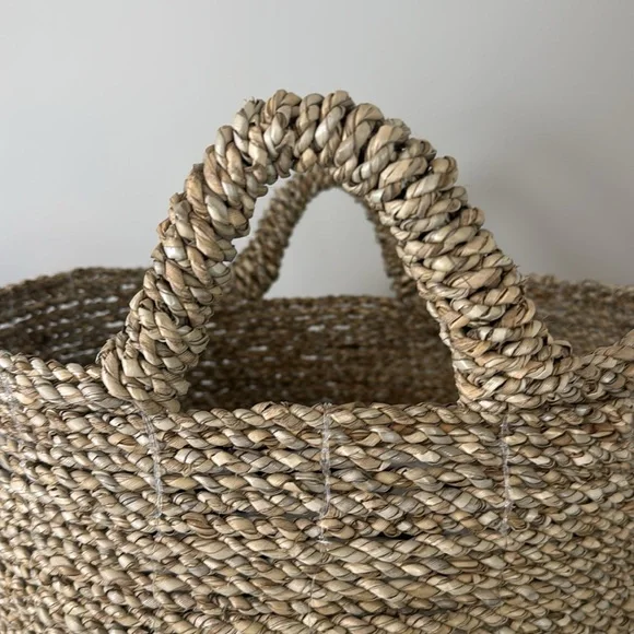 Ballard Designs Teagan Natural Basket Medium - Picture 6 of 13